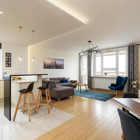 Slominskiego 5 Ii With Balcony By Renters Apartmán *