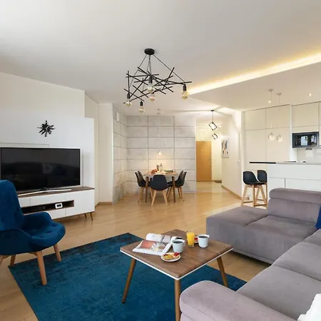 Apartmán Slominskiego 5 Ii With Balcony By Renters *