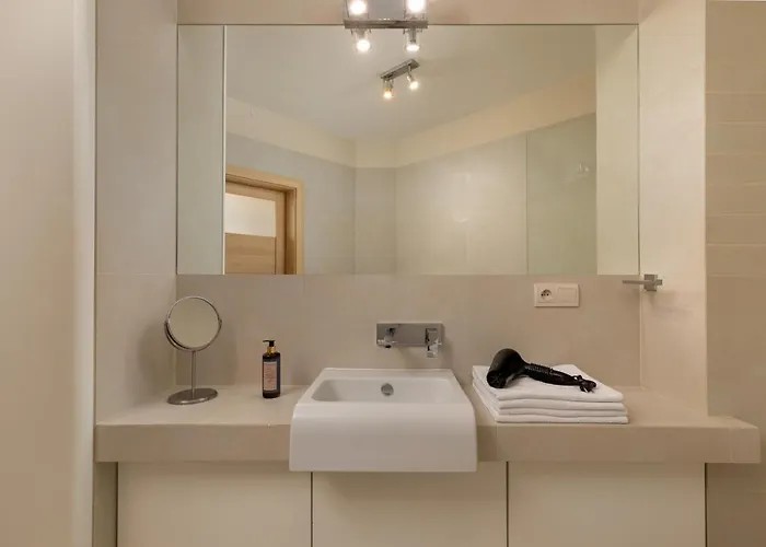 Slominskiego 5 Ii With Balcony By Renters * Warsaw