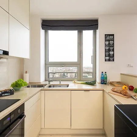 Slominskiego 5 Ii With Balcony By Renters 华沙