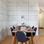 Slominskiego 5 Ii With Balcony By Renters *